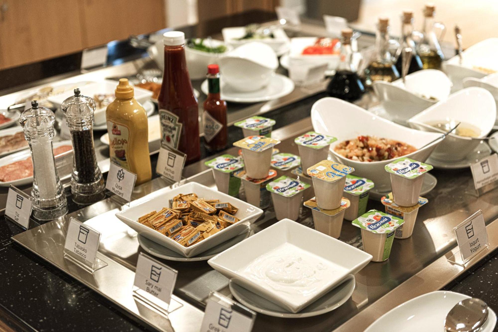 Holiday Inn Express - Astana - Turan By Ihg Buitenkant foto