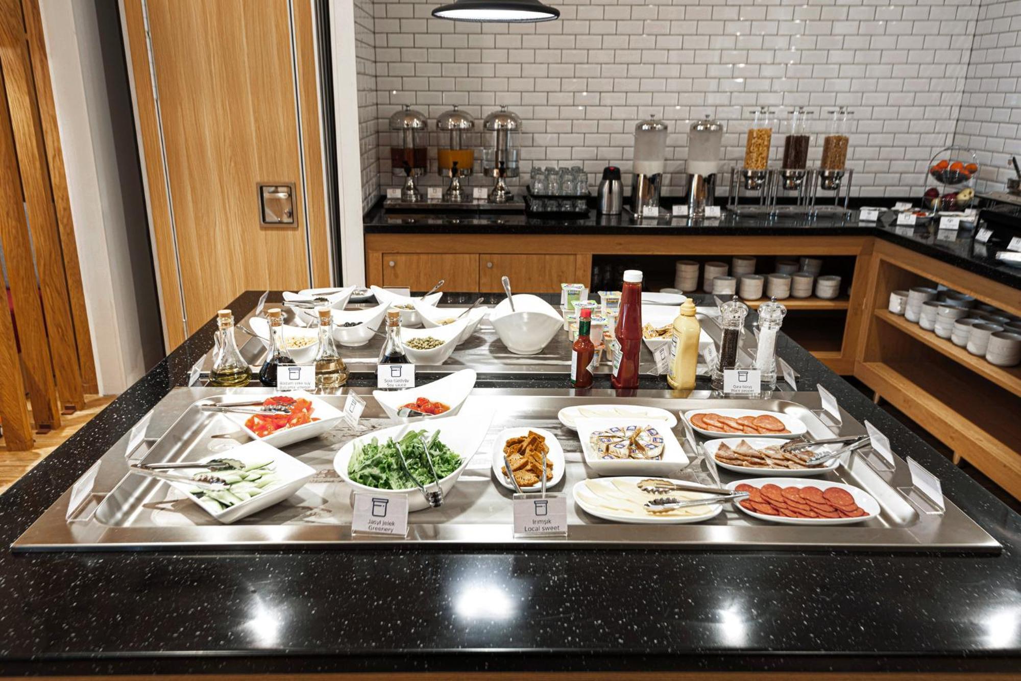 Holiday Inn Express - Astana - Turan By Ihg Buitenkant foto